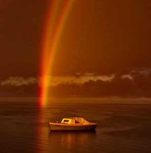 rainbow-image-boat