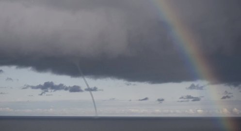o-WATERSPOUT-TORNADO-facebook