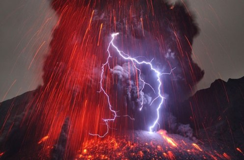 volcano lightning k-bigpic